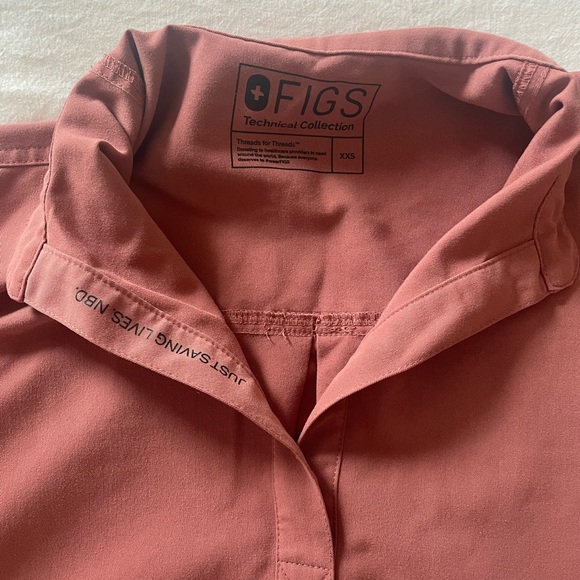 Figs Rafaela Scrub top - Picture 2 of 3